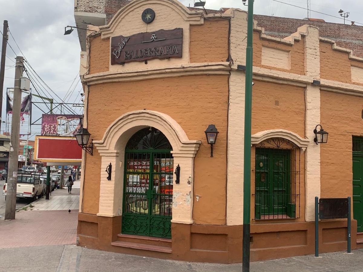 Paseo De Los Poetas Esteco 260 سالتا المظهر الخارجي الصورة